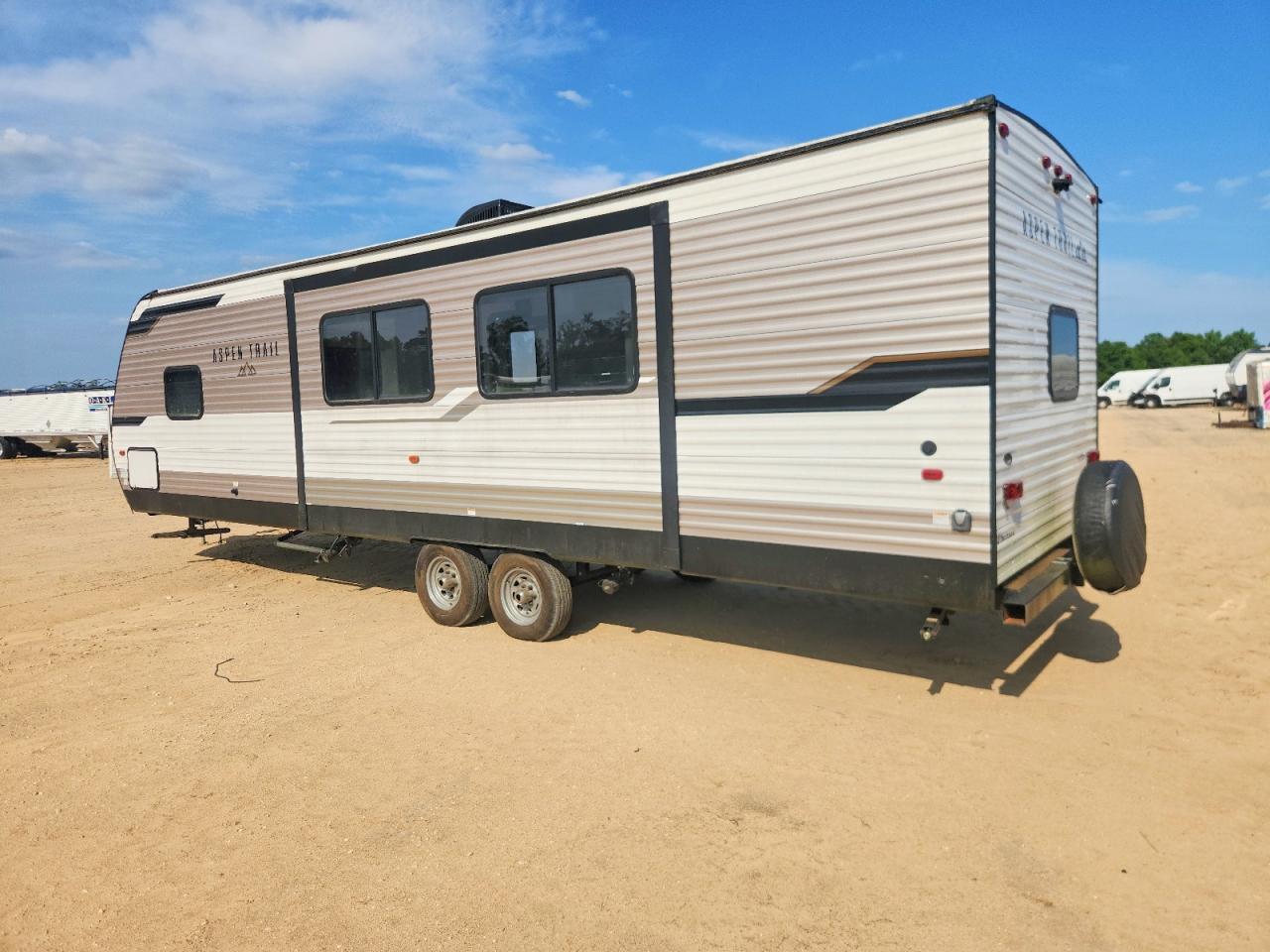 2021 KEYSTONE Trailer VIN 4YDT31228M8921685 photo 3