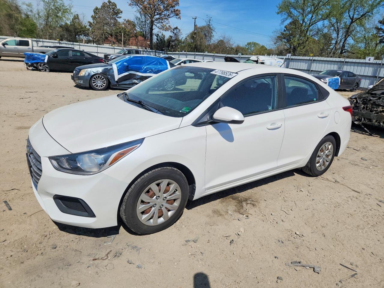 2018 Hyundai Accent VIN 3KPC24A39JE028427 photo 1