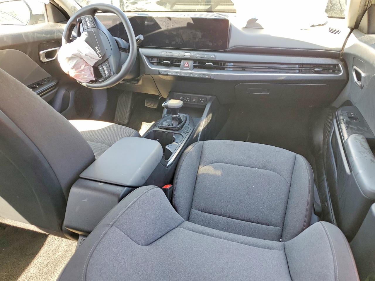 2025 KIA All other VIN 3KPFT4DEXSE055502 photo 8