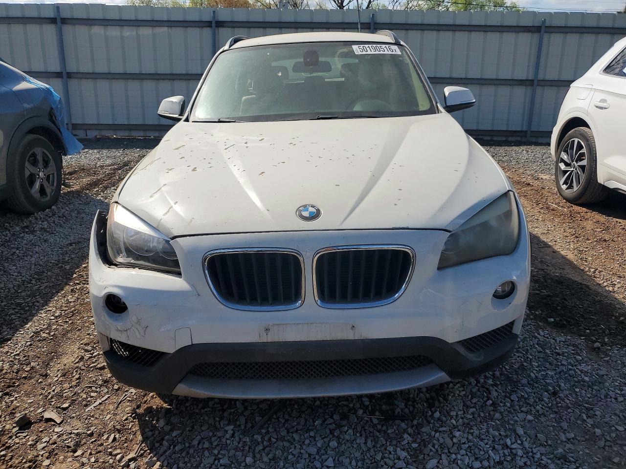 2013 BMW X1 VIN WBAVL1C52DVR83876 photo 5