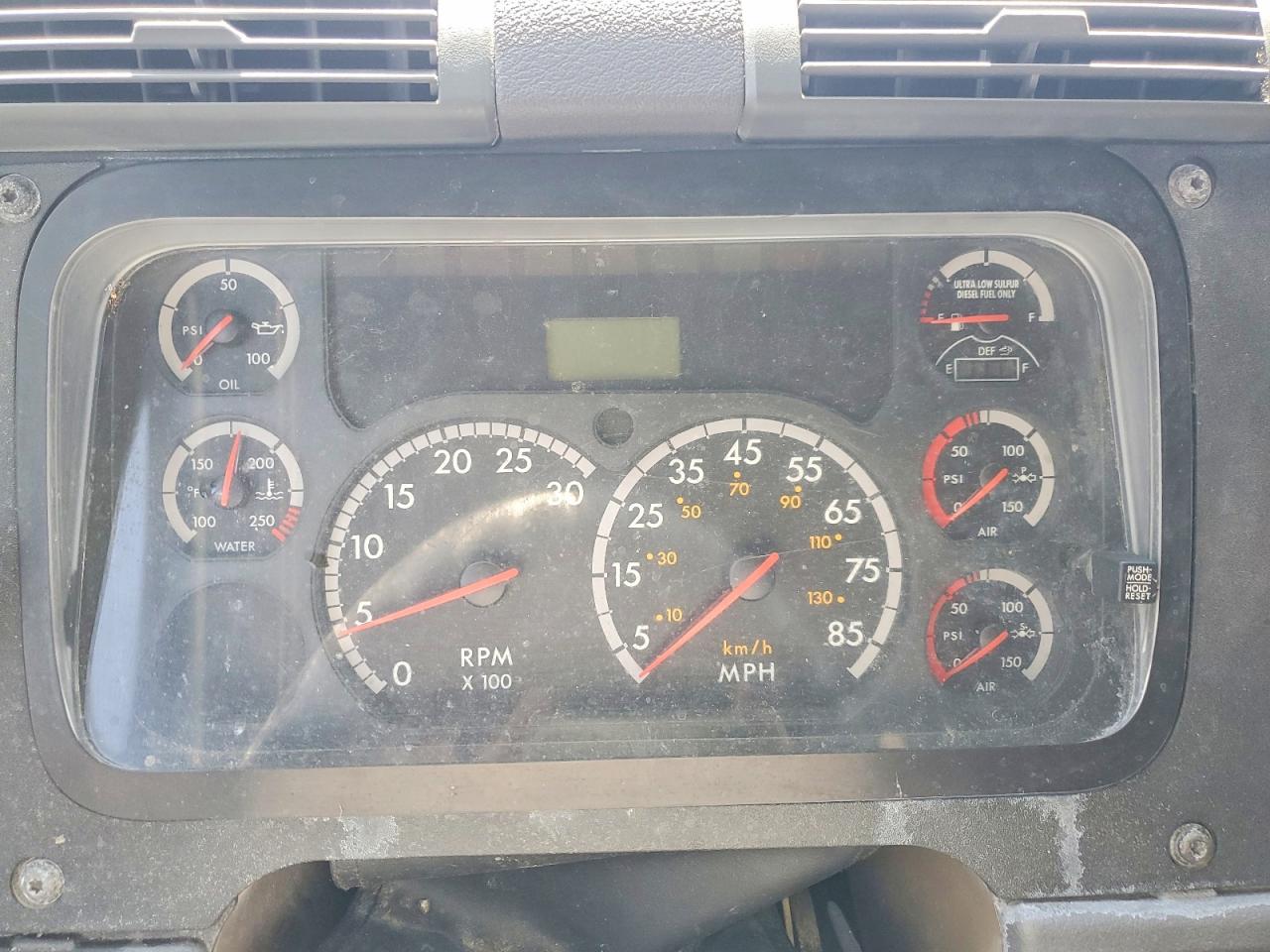 2014 FREIGHTLINER All other VIN 1FUJGLBG1ELBY9397 photo 8