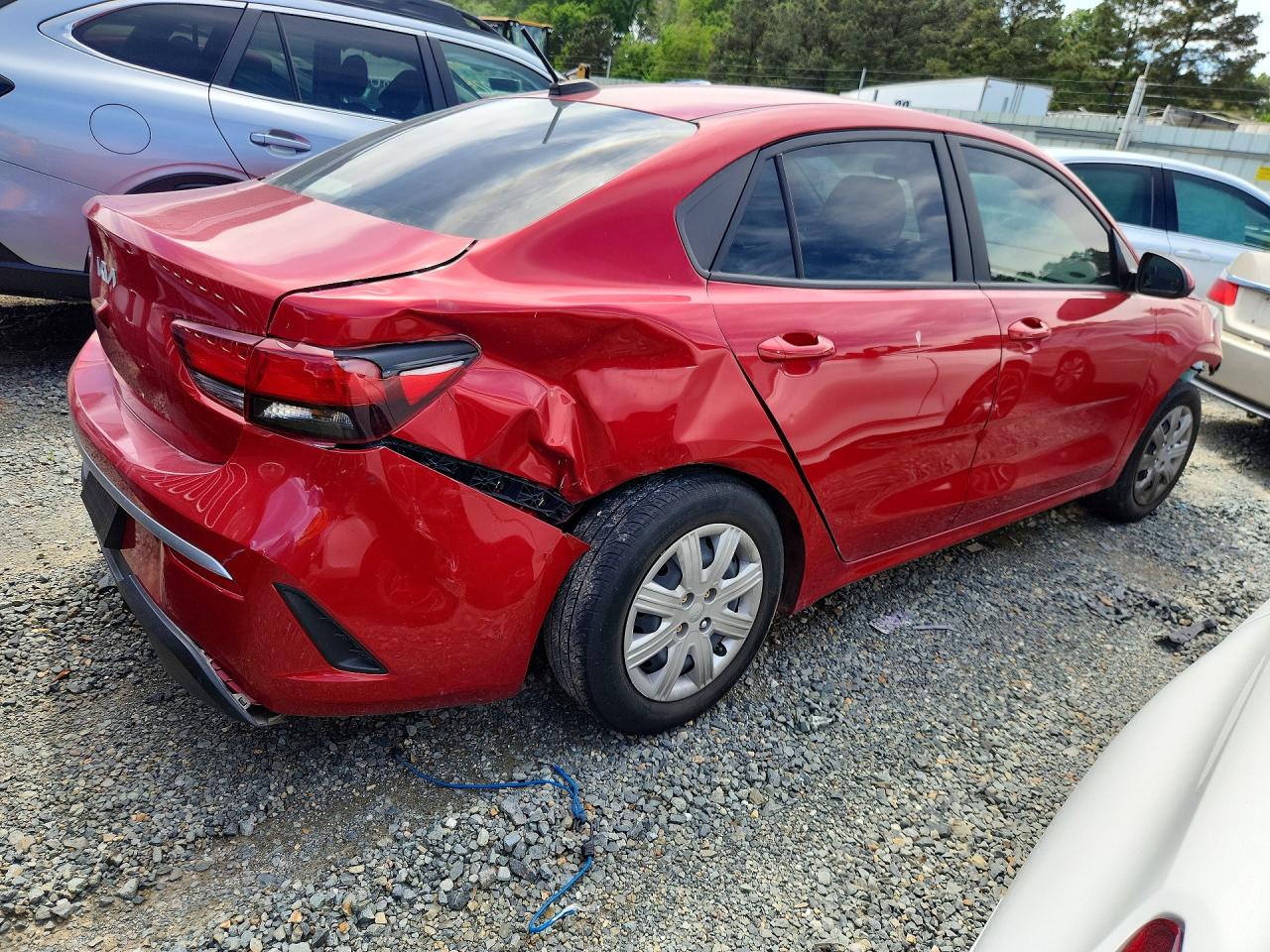 2022 Kia Rio VIN 3KPA24AD9NE490864 photo 3