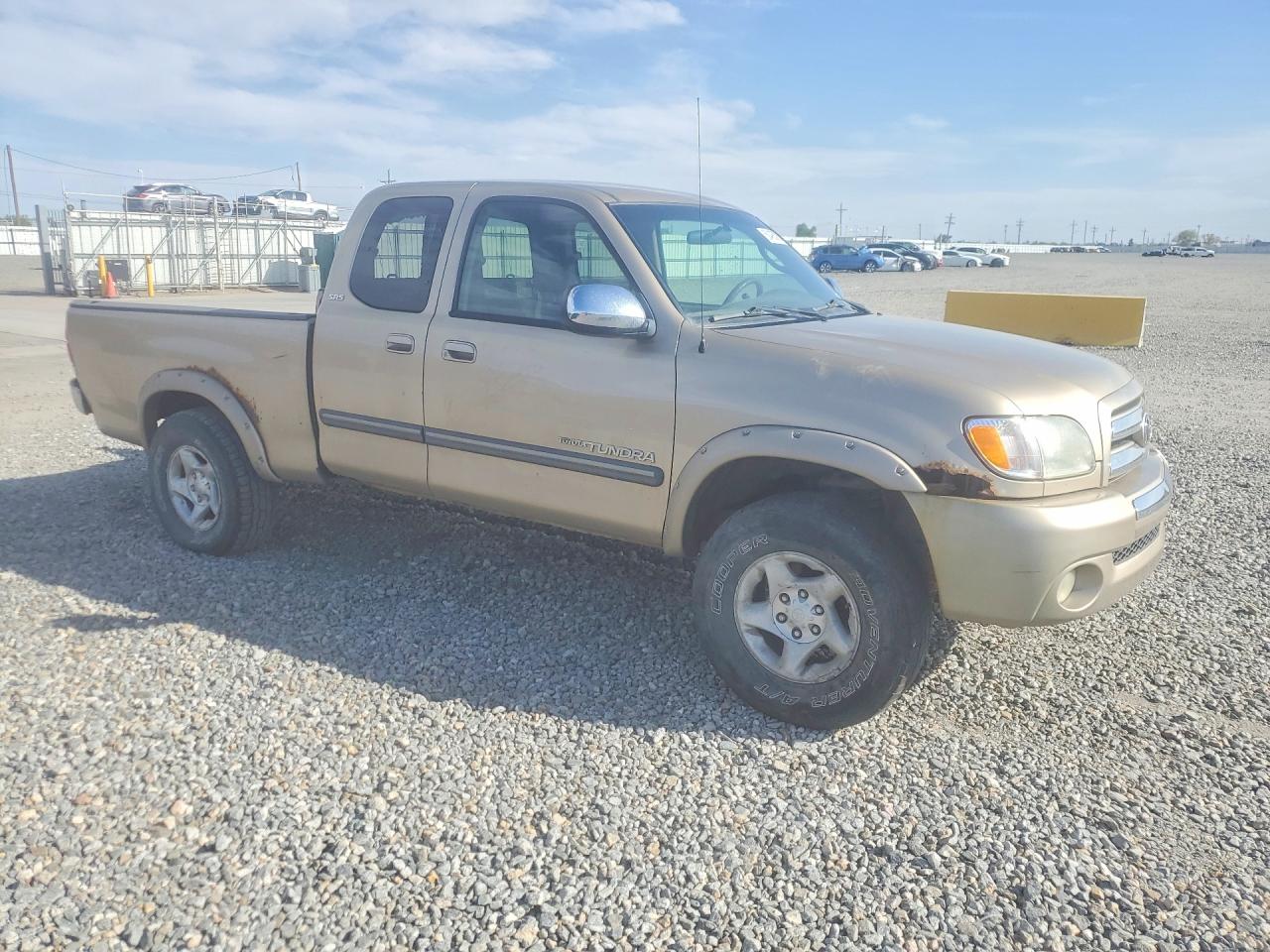 2003 Toyota Tundra VIN 5TBBT44163S372821 photo 4