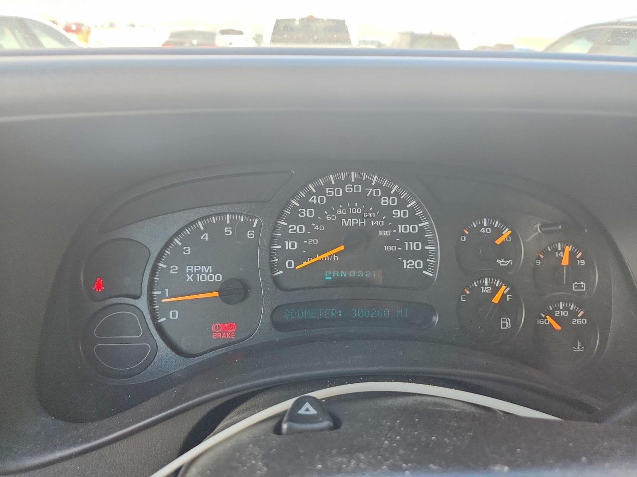 2004 Chevrolet Tahoe VIN 1GNEK13Z04J307174 photo 9