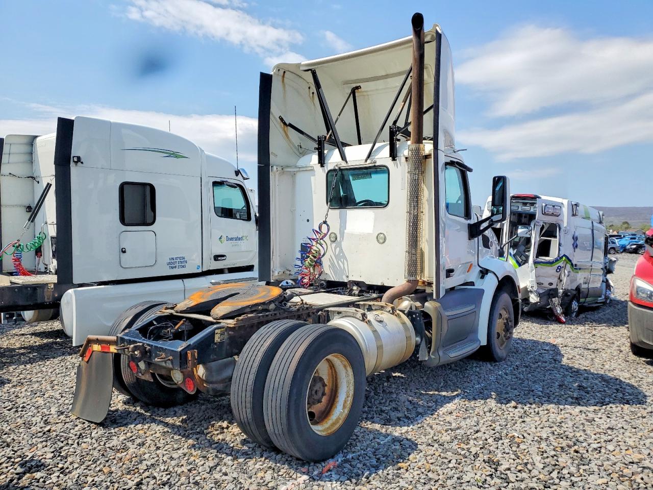 2016 PETERBILT All models VIN 1XPBA48X4GD339781 photo 4