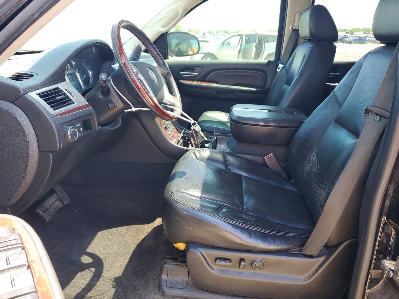 2009 Cadillac Escalade VIN 1GYFK26209R188790 photo 7