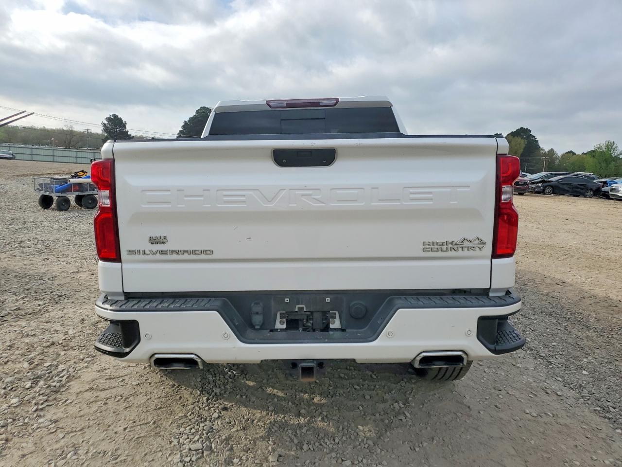 2020 Chevrolet Silverado VIN 3GCUYHED3LG373201 photo 6
