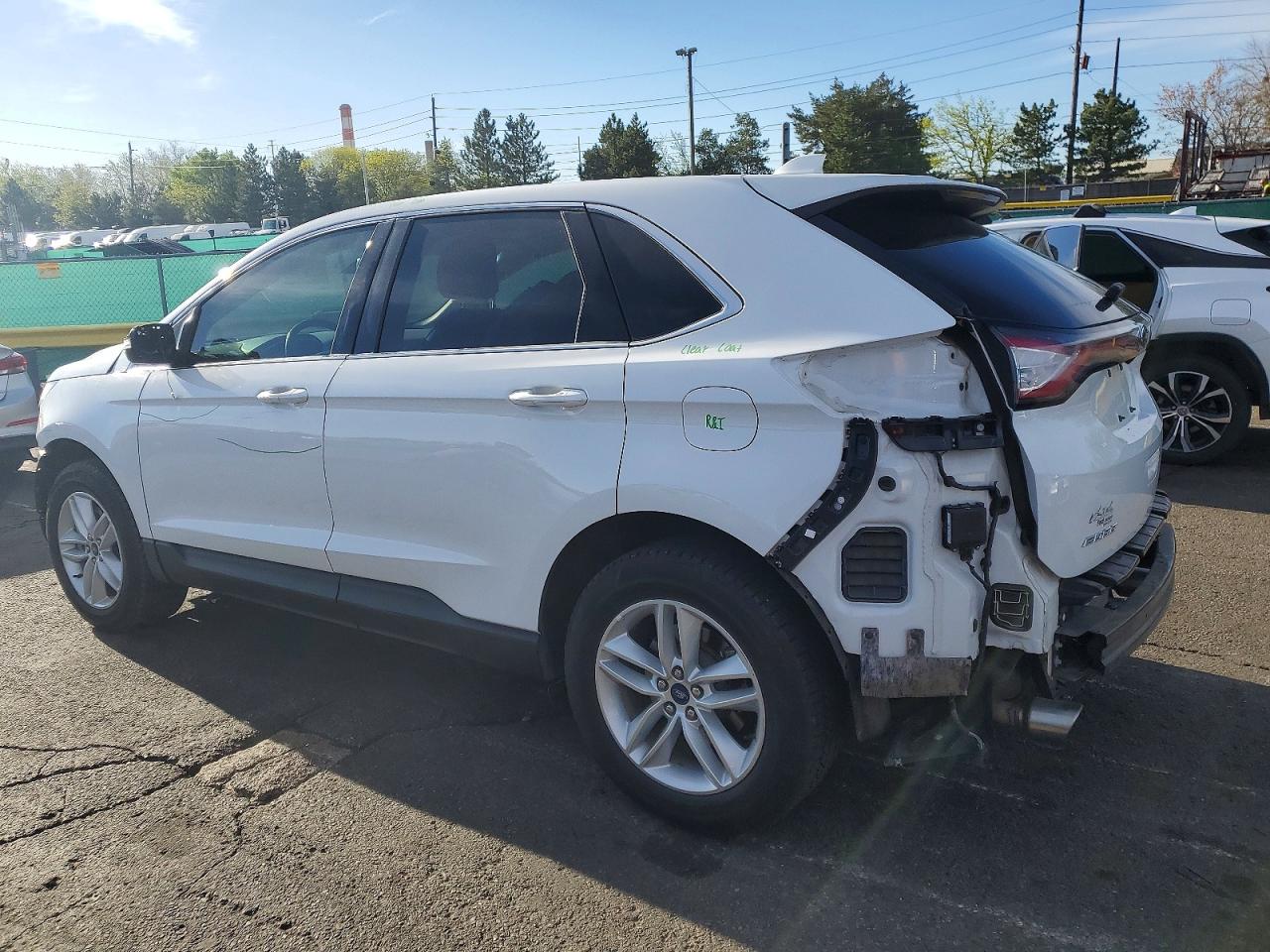 2018 Edge VIN 2FMPK4J93JBC60451 photo 2
