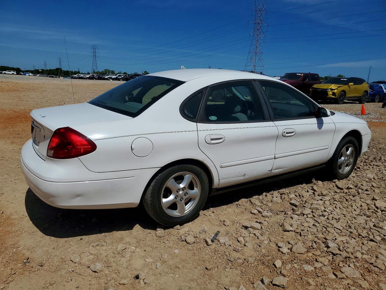 2002 Ford Taurus VIN 1FAFP53UX2A122305 photo 3