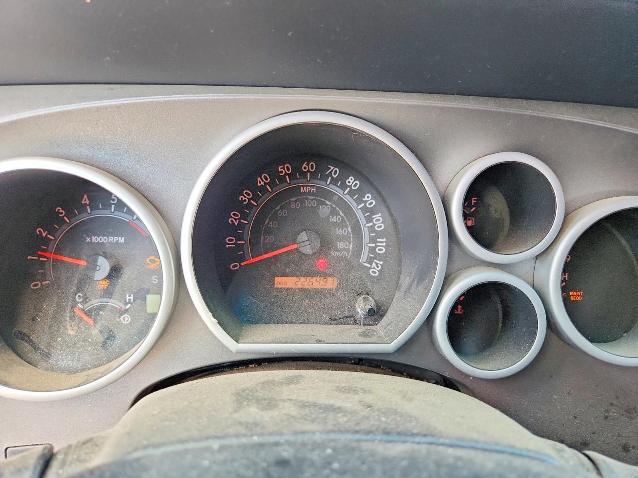 2013 Toyota Sequoia VIN 5TDZY5G14DS049023 photo 9
