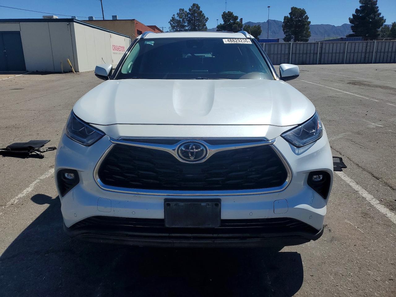 2022 Toyota Highlander VIN 5TDYZRAH2NS100834 photo 5