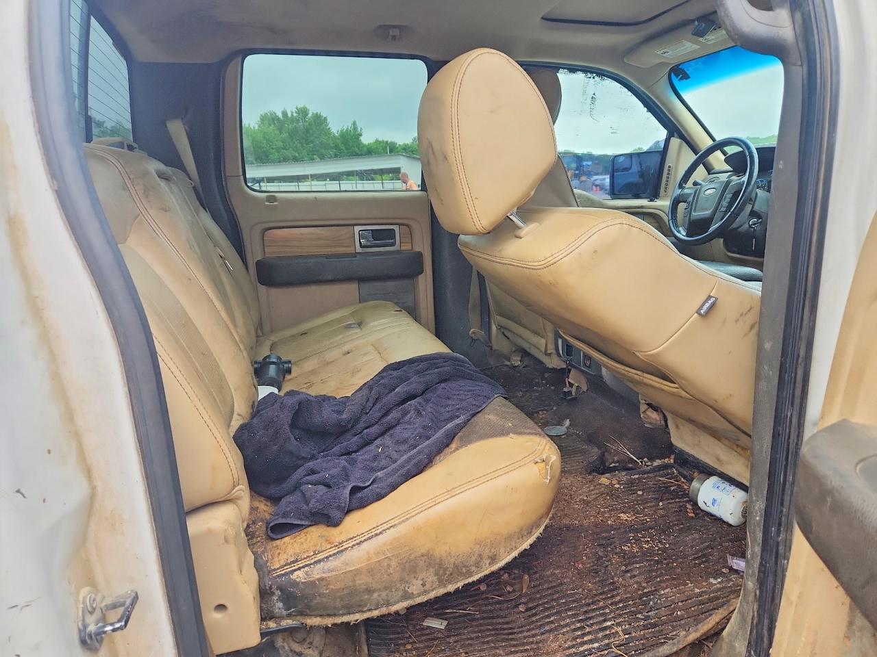 2011 Ford F150 VIN 1FTFW1CTXBFC63147 photo 10