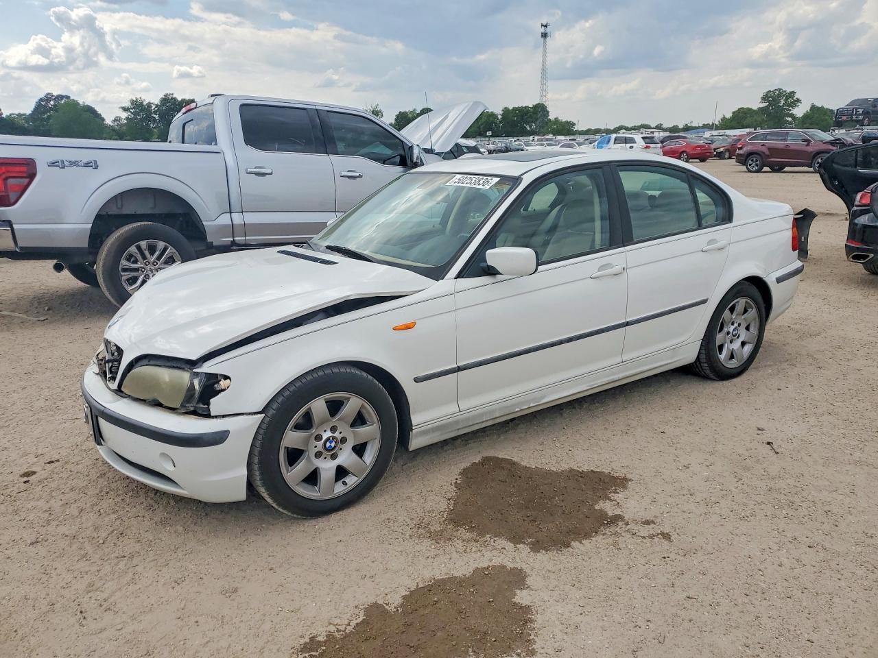 2005 BMW 3 series VIN WBAET37495NJ89956 photo 1