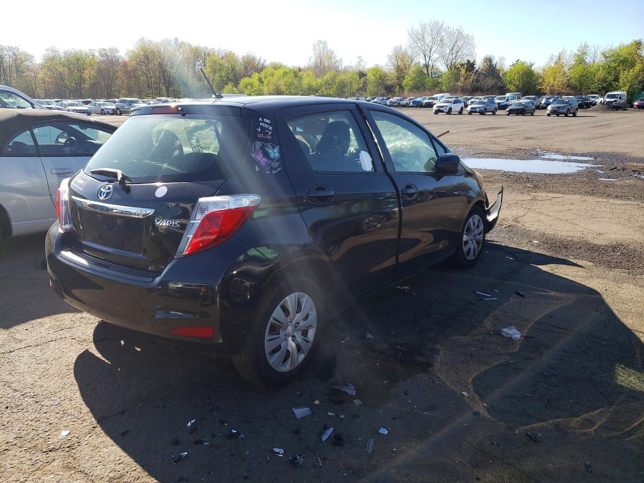 2014 Toyota Yaris VIN JTDKTUD33ED580050 photo 3