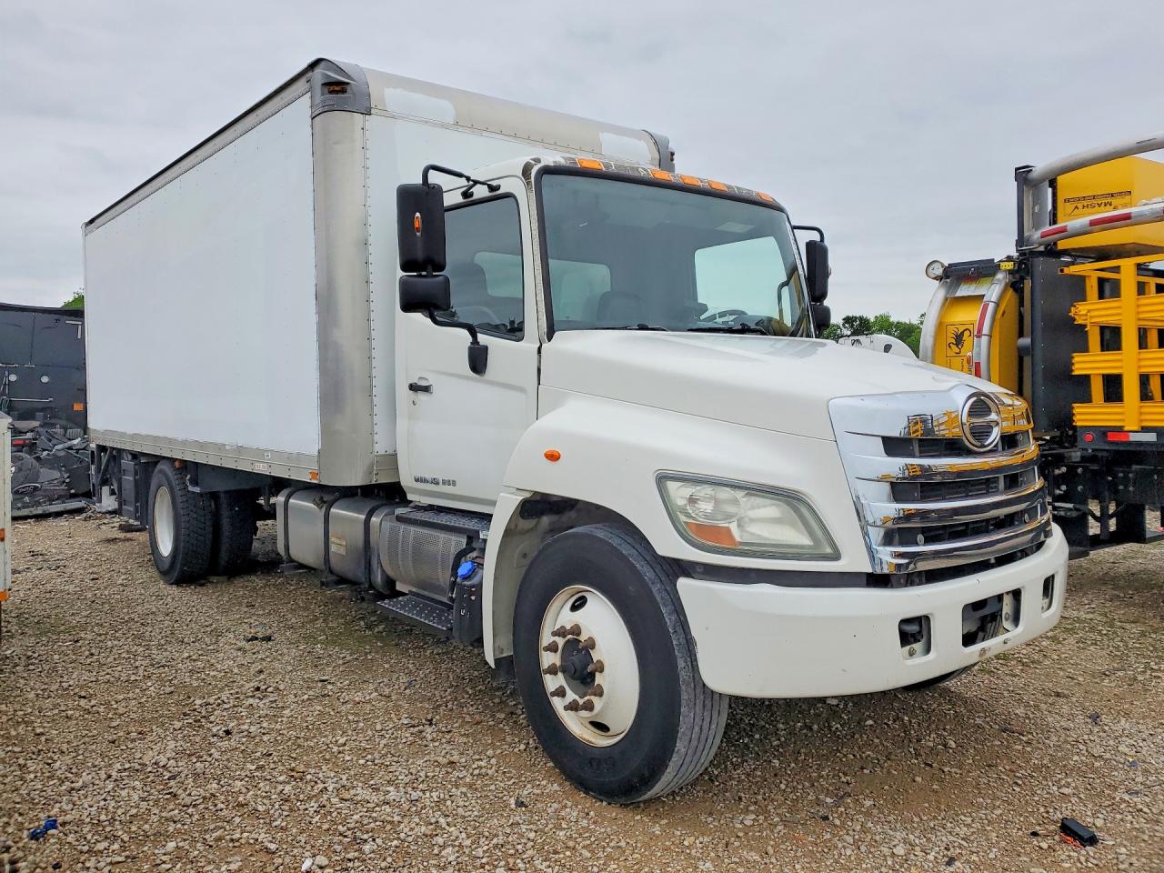 2013 HINO All other VIN 5PVNE8JP3D4S50641 photo 4