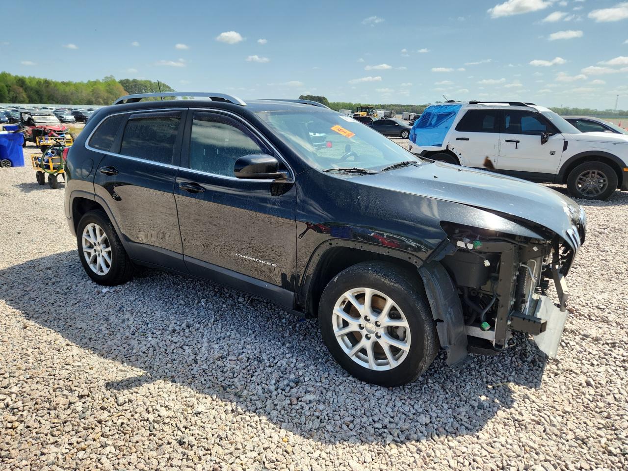 2018 Jeep Cherokee VIN 1C4PJMLB3JD507355 photo 4