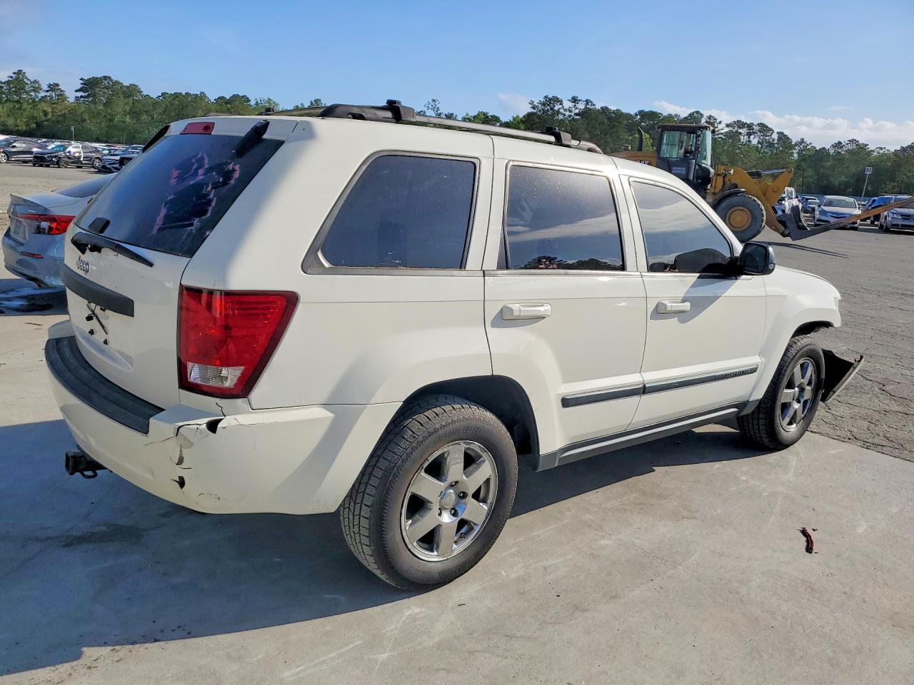 2008 Jeep Cherokee VIN 1J8GR48K28C195782 photo 3
