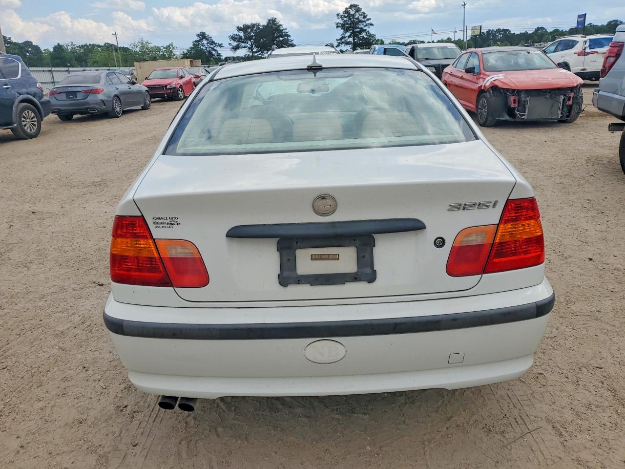 2005 BMW 3 series VIN WBAET37495NJ89956 photo 6