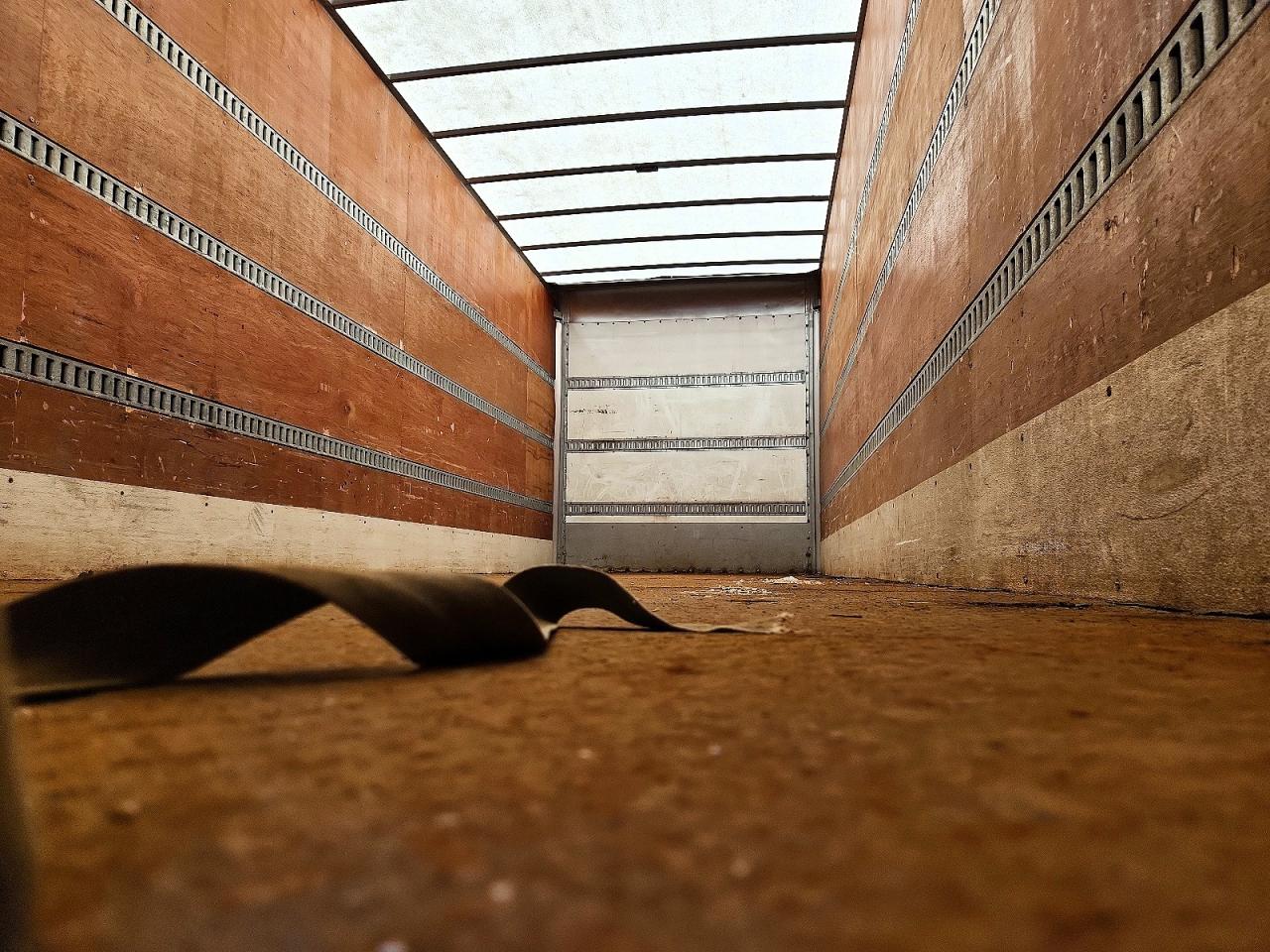 2017 FREIGHTLINER All other VIN 1FVACWDUXHHJB9764 photo 10