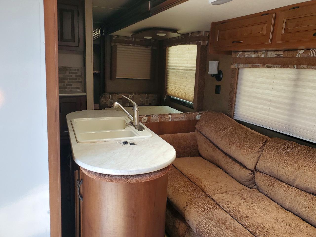 2015 JAYCO All models VIN 1UJBJ0BT7F1TY0101 photo 6