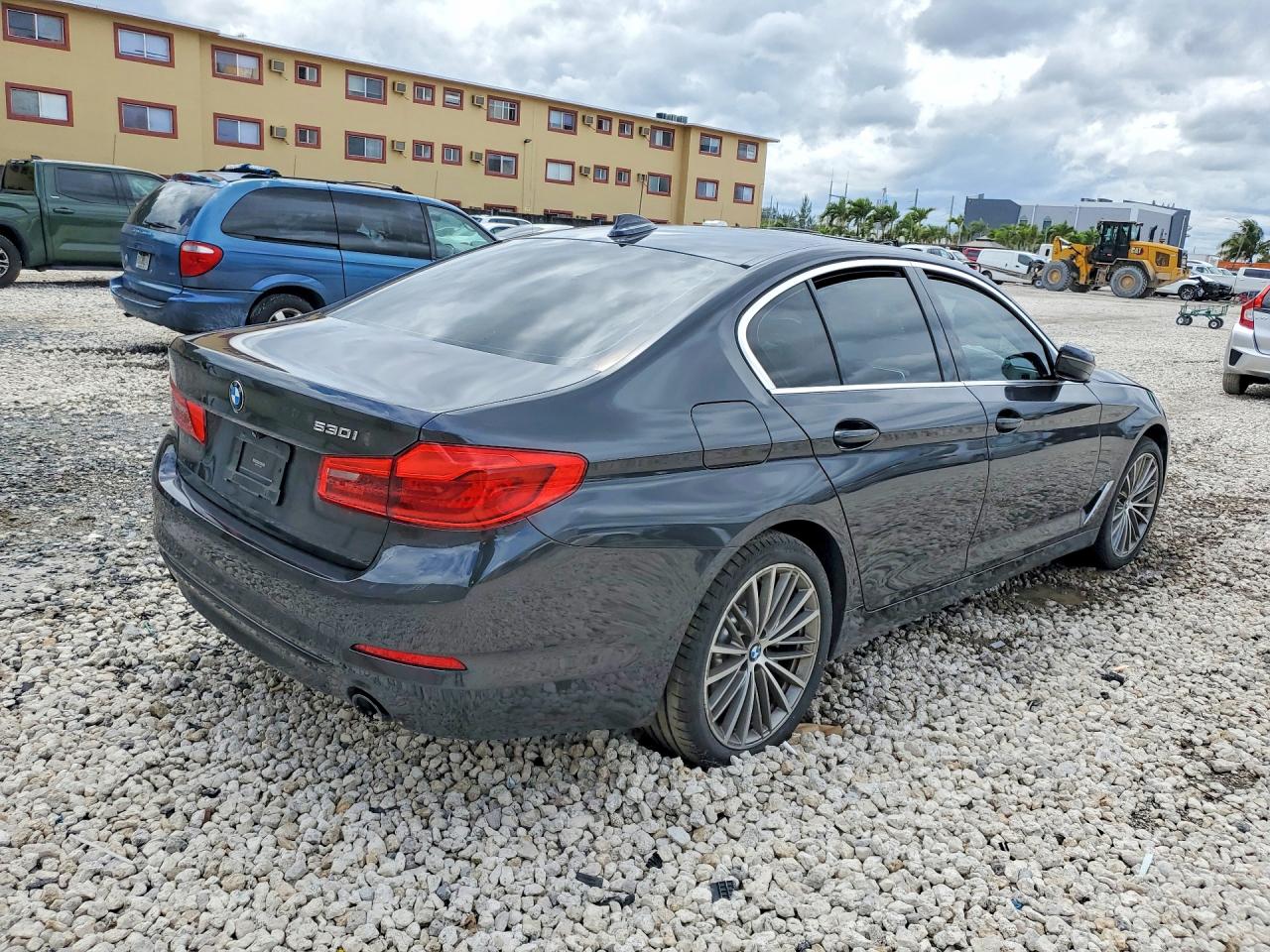 2020 BMW 5 series VIN WBAJR3C0XLCD59656 photo 3