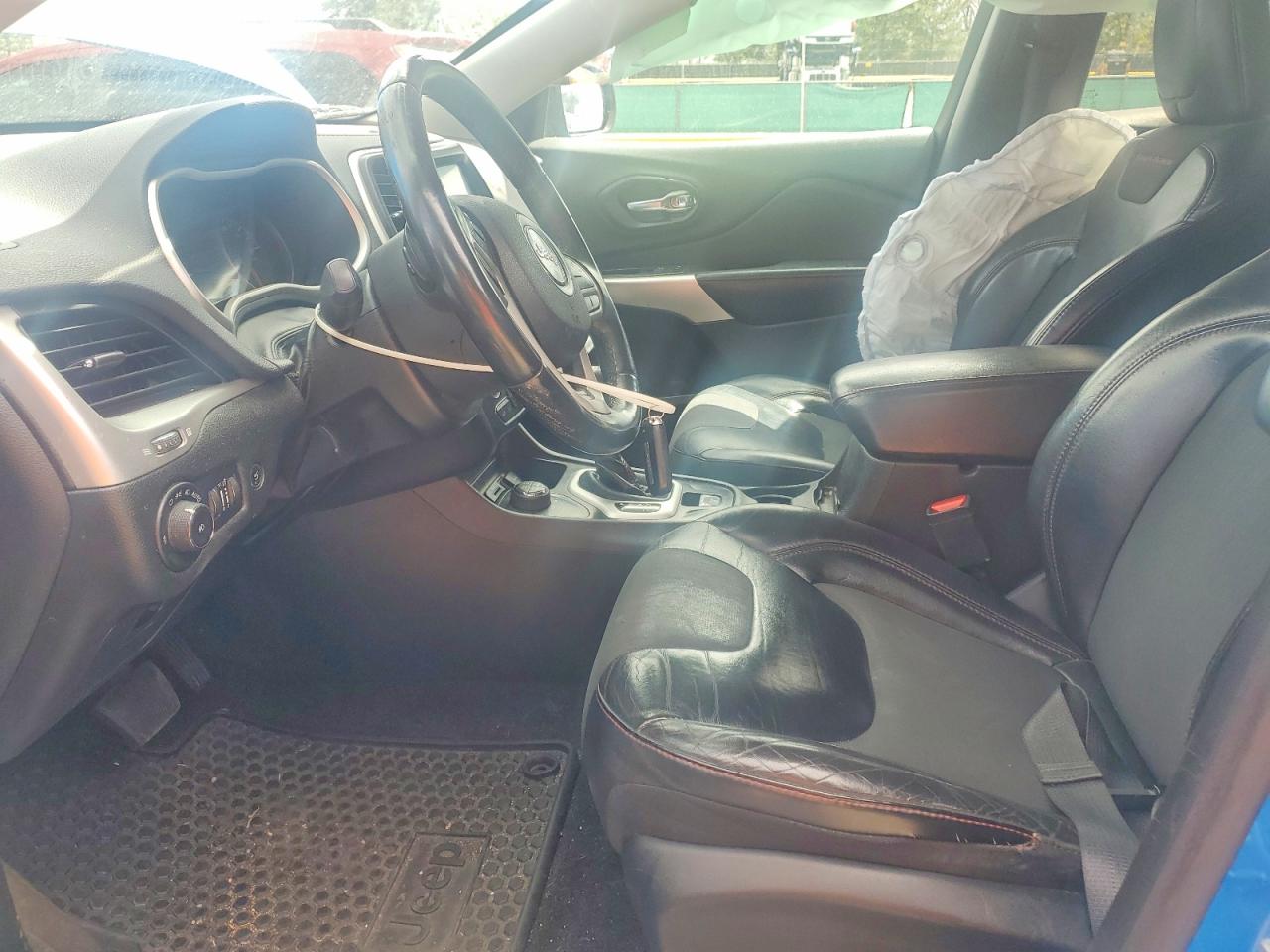 2018 JEEP Cherokee VIN 1C4PJMBX2JD522751 photo 7
