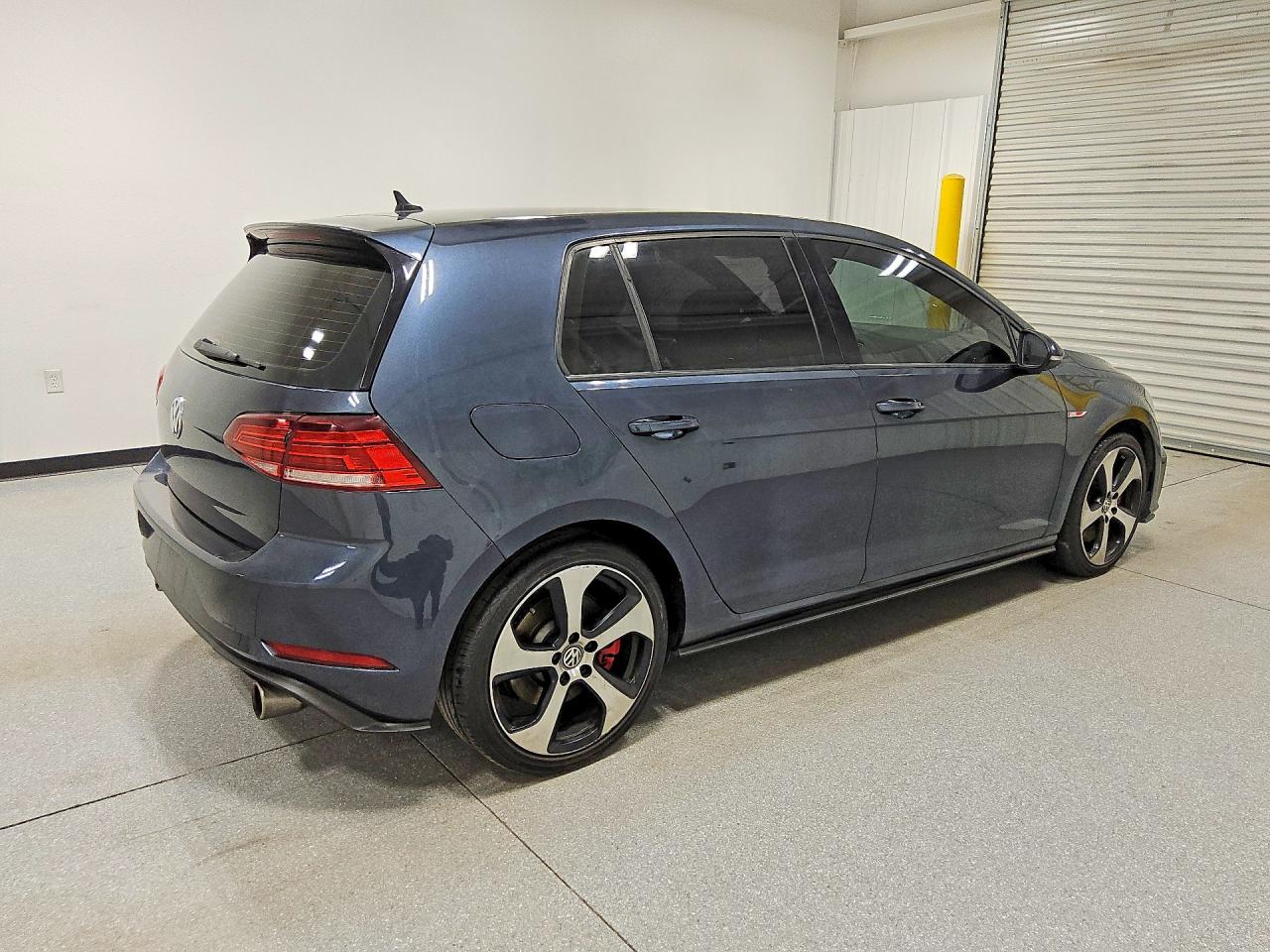 2019 Volkswagen Gti VIN 3VW6T7AU7KM014275 photo 3