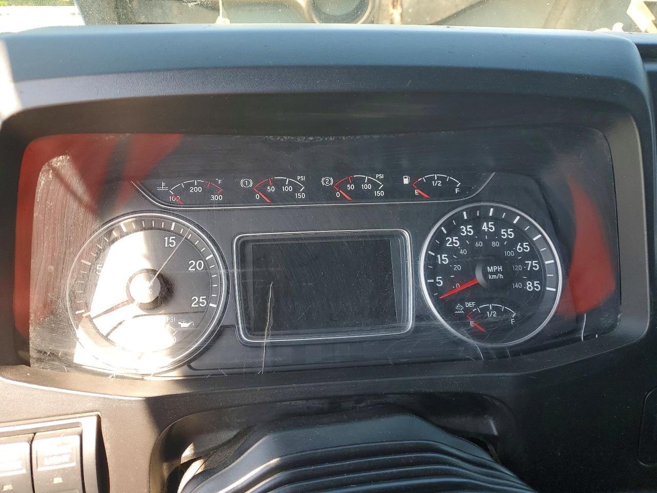 2019 International All models VIN 3HSDZTZR3KN279407 photo 8