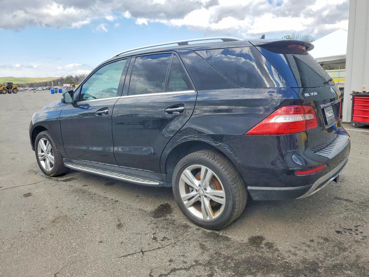 2014 Mercedes-Benz M-class VIN 4JGDA5HB6EA406329 photo 2