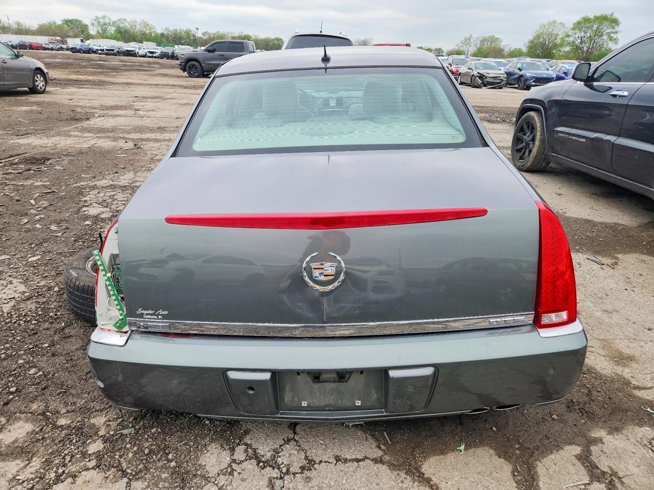 2007 Cadillac Dts VIN 1G6KD57Y57U236557 photo 6