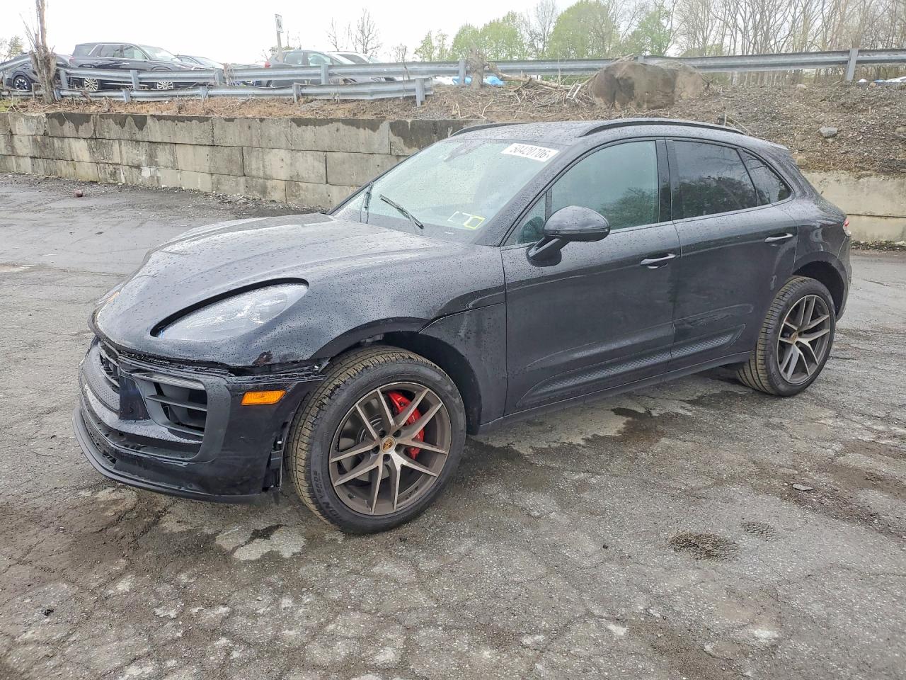 2026 Porsche Macan VIN WP1AG2A58TLB40353 photo 1