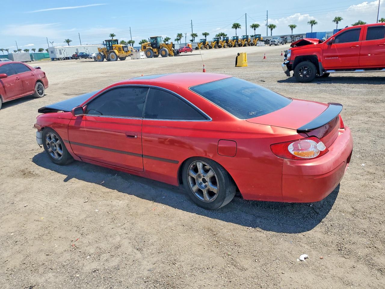 2000 TOYOTA Camry sola VIN 2T1CF22P9YC385738 photo 2