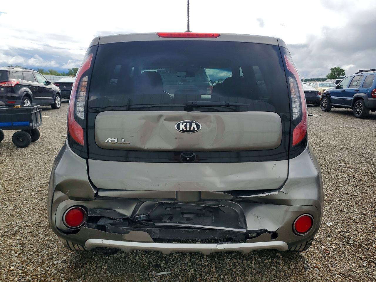2017 Kia Soul VIN KNDJP3A52H7436203 photo 6