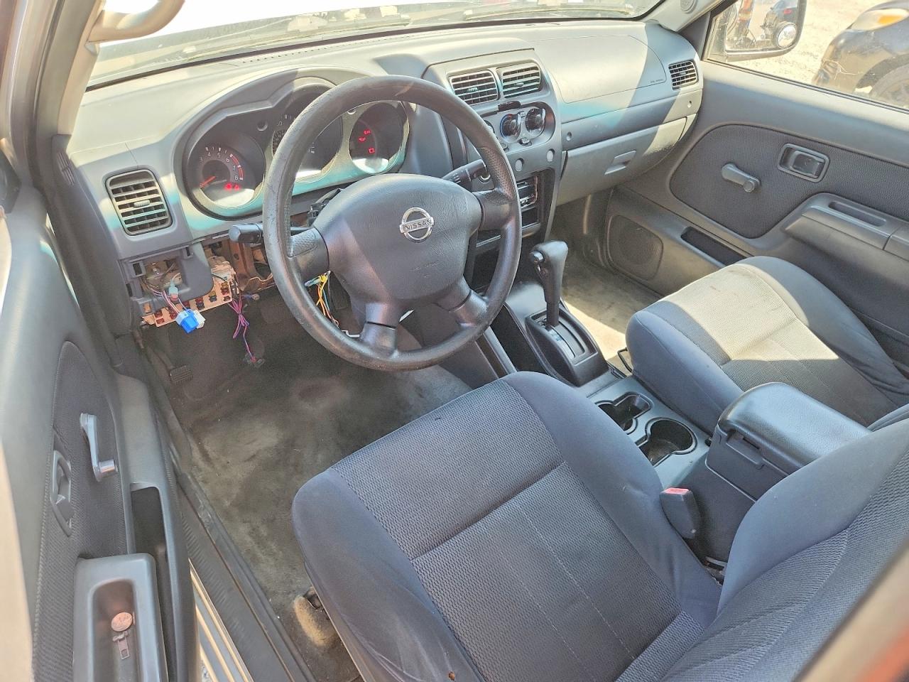 2002 Nissan Frontier VIN 1N6ED27T22C378034 photo 8
