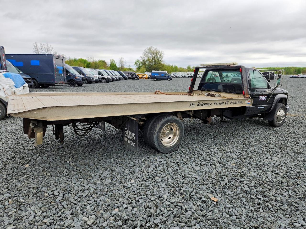 1993 Chevrolet Gmt VIN 1GBKC34F2PJ106555 photo 3