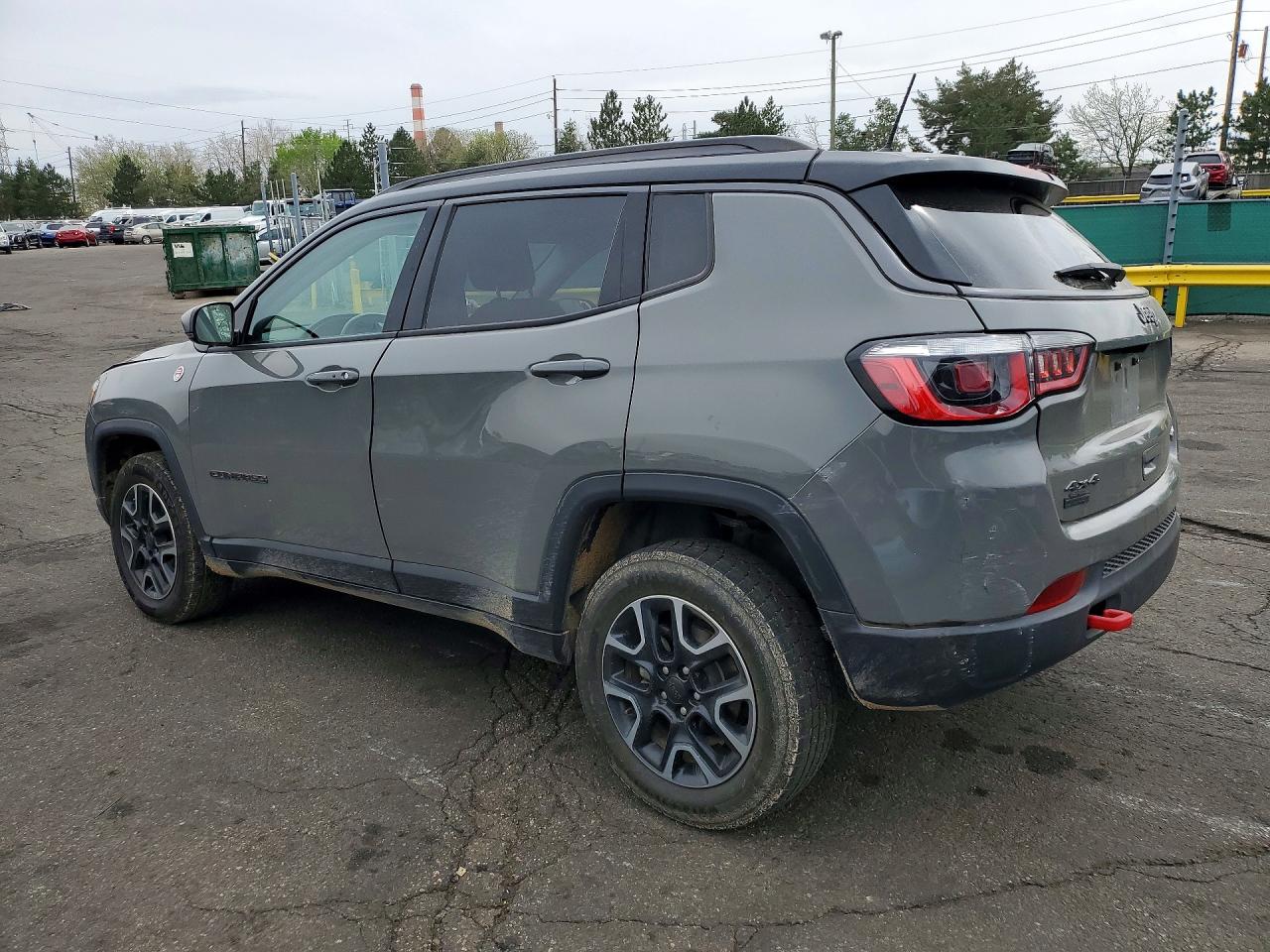 2019 Compass VIN 3C4NJDDB5KT703430 photo 2