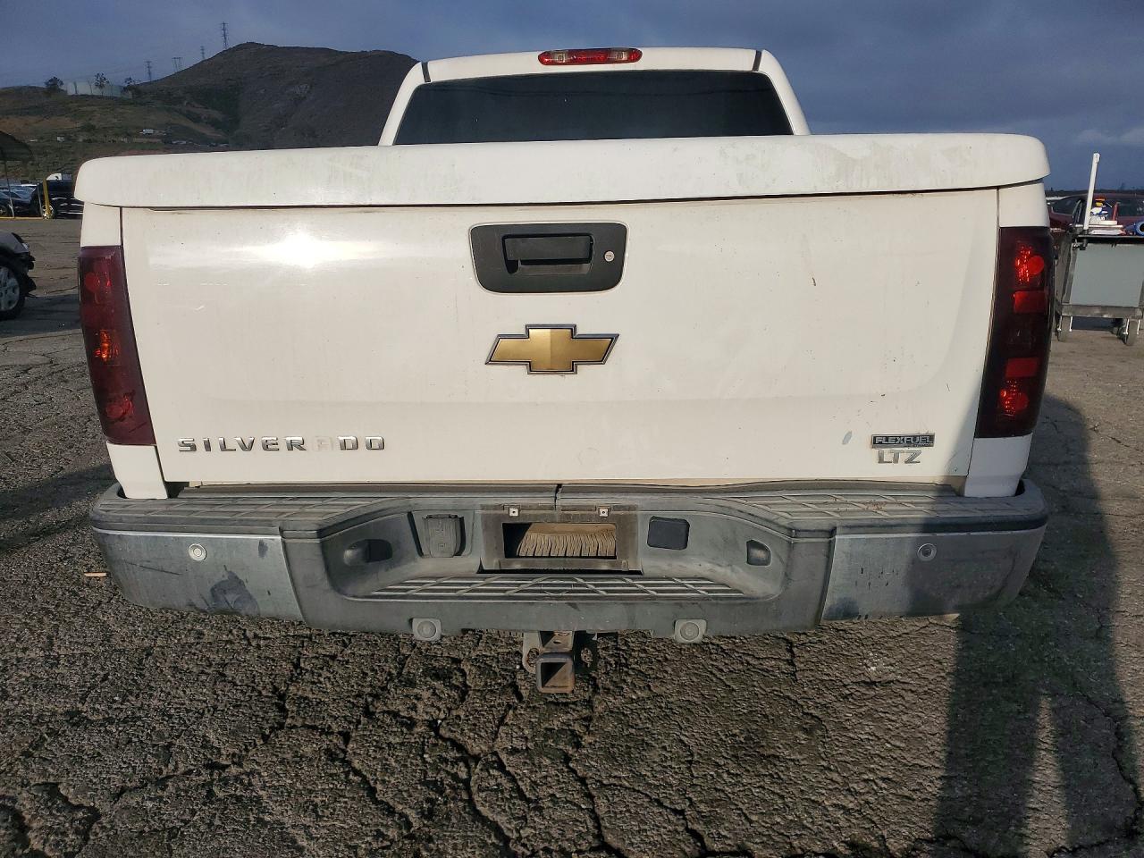 2011 CHEV Silverado VIN 3GCPCTE07BG205992 photo 6