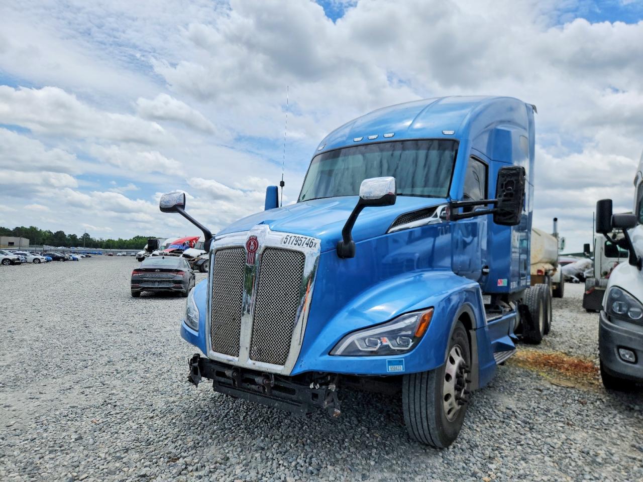 2022 KENWORTH All other VIN 1XKYDP9XXNJ144693 photo 2