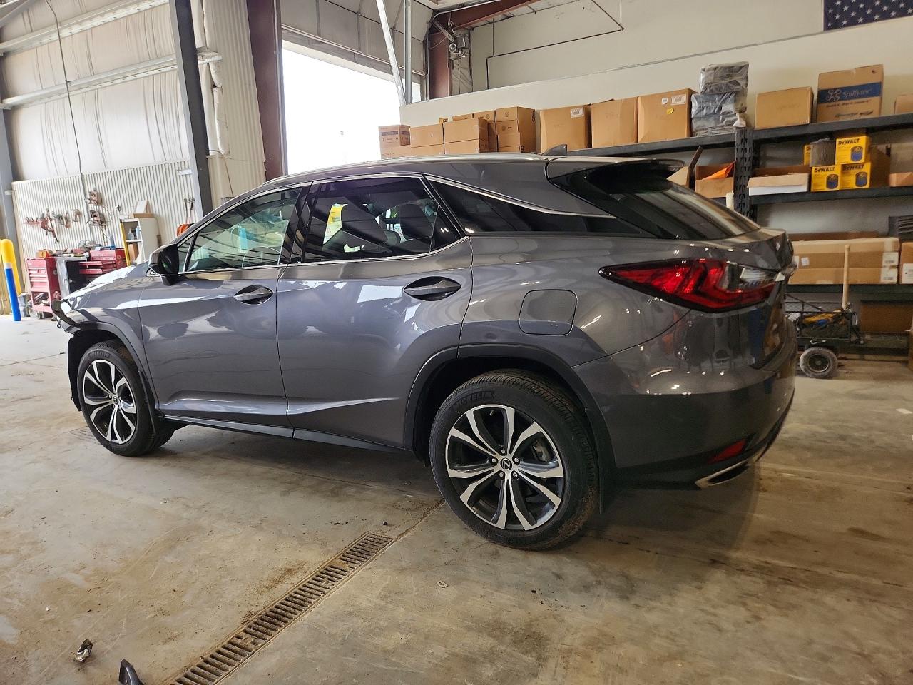 2022 Lexus Rx350 VIN 2T2HZMDA0NC352071 photo 2
