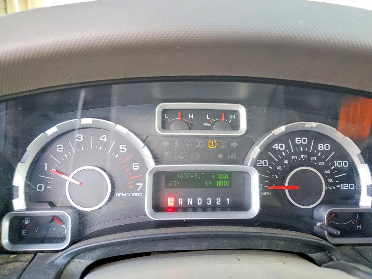 2007 FORD Expedition VIN 1FMFU16517LA65175 photo 9
