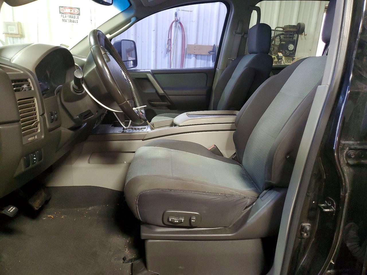 2004 Nissan TITAN VIN 1N6AA07B44N574180 photo 7