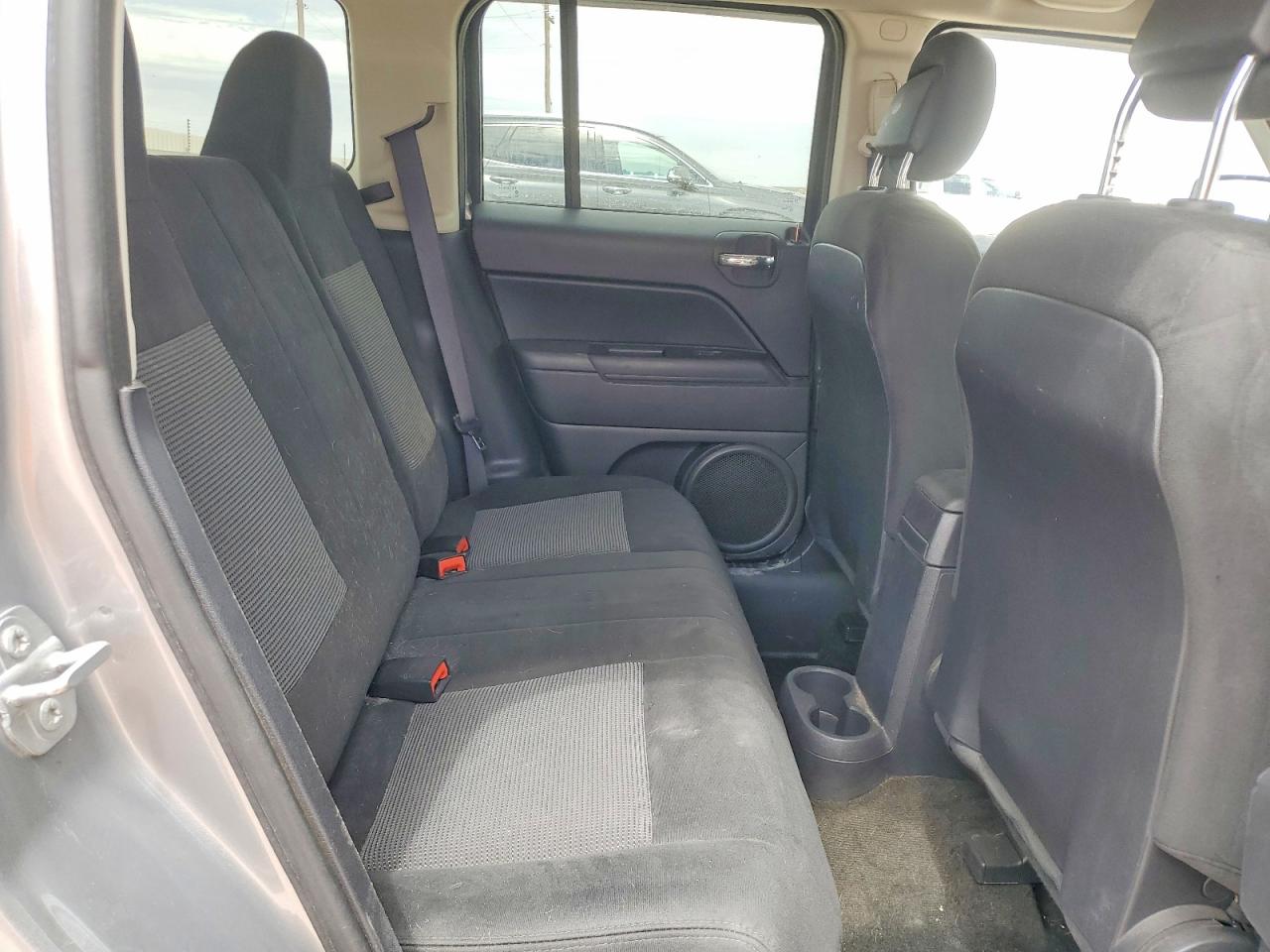 2017 Jeep Patriot VIN 1C4NJPBB6HD121002 photo 10