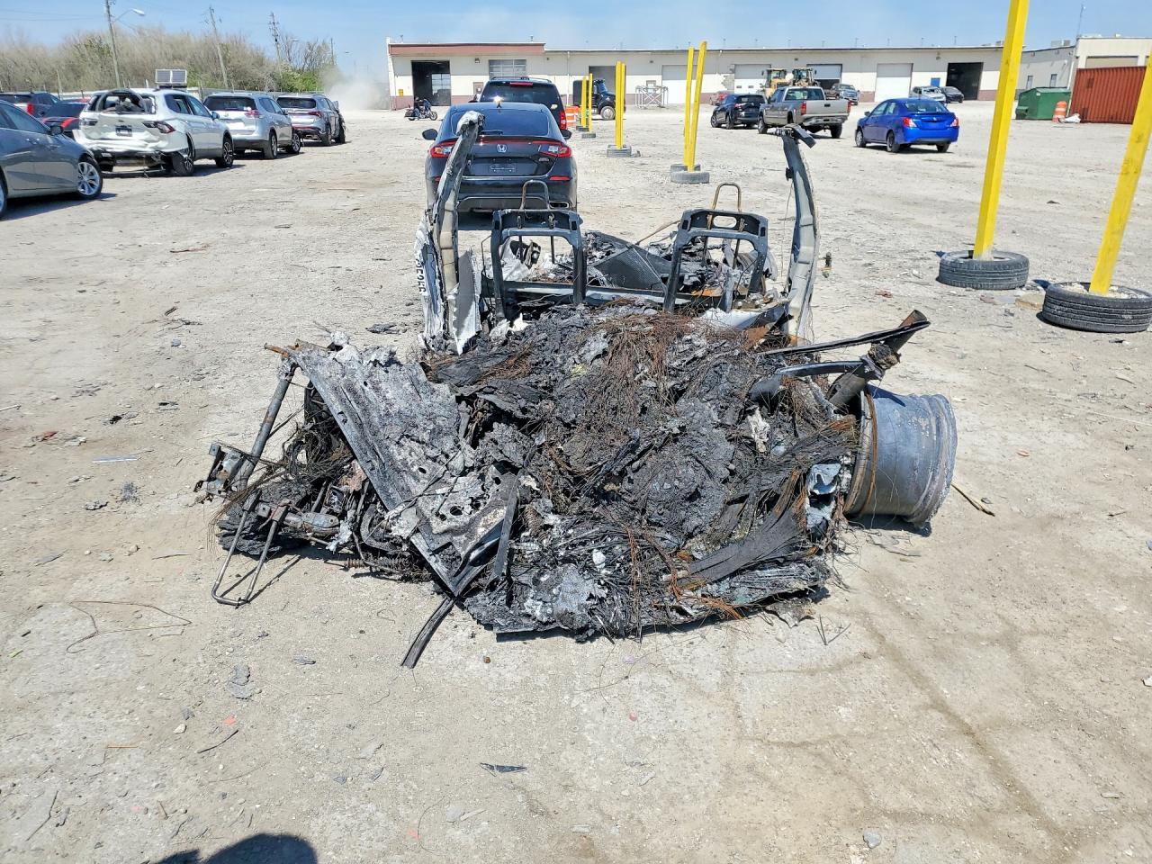 2023 TESLA Model s VIN 5YJSA1E69PF525045 photo 6