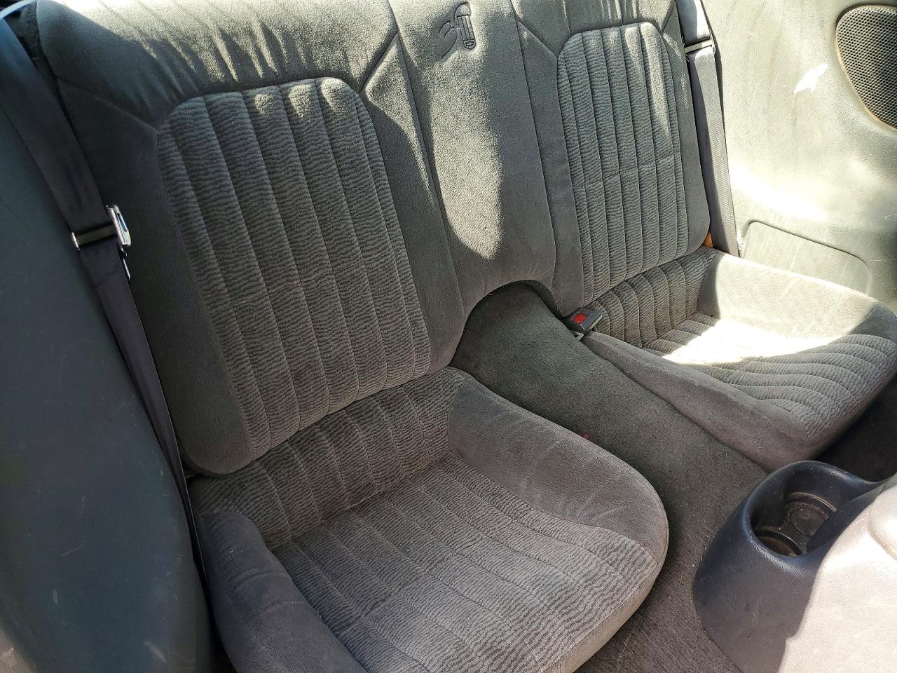 1997 Chevrolet Camaro bas VIN 2G1FP22KXV2122590 photo 10