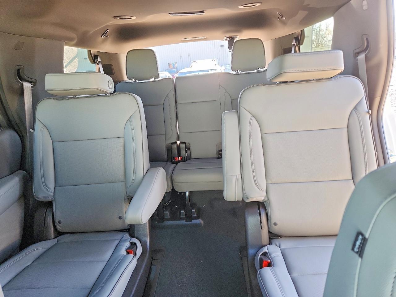 2026 GMC Yukon VIN 1GKS2BKD3TR148100 photo 10