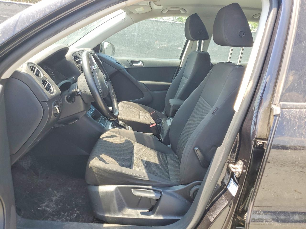 2018 Volkswagen All other VIN WVGAV7AX2JK003302 photo 7