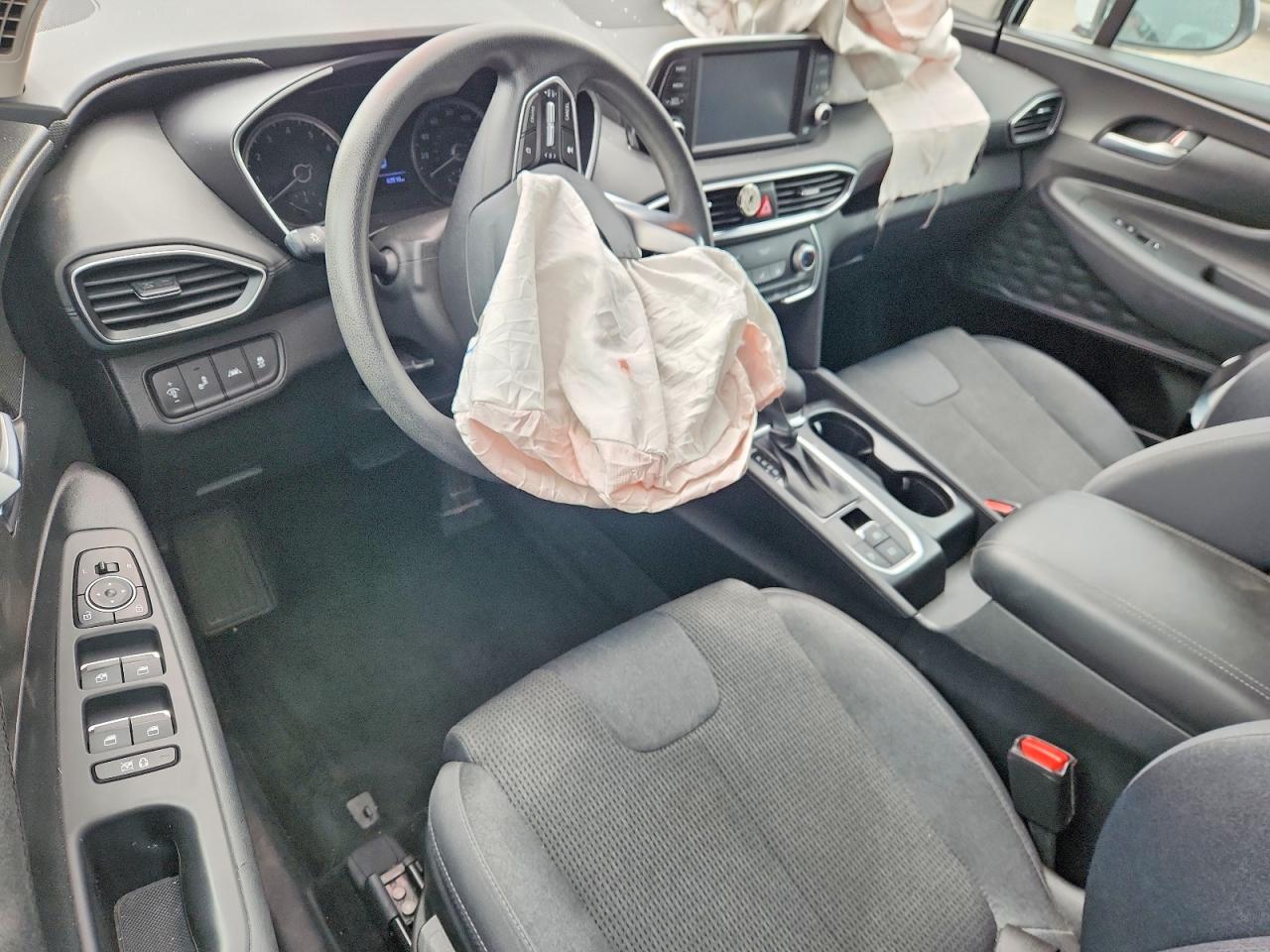 2019 Hyundai Santa fe VIN 5NMS23AD7KH112030 photo 8