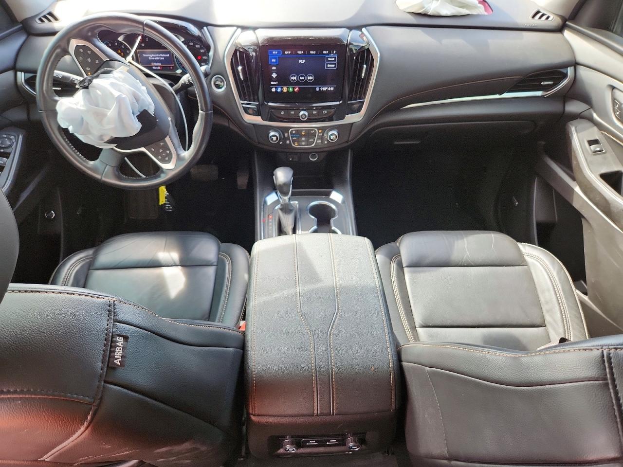 2021 Chevrolet Traverse VIN 1GNEVJKW5MJ196197 photo 8