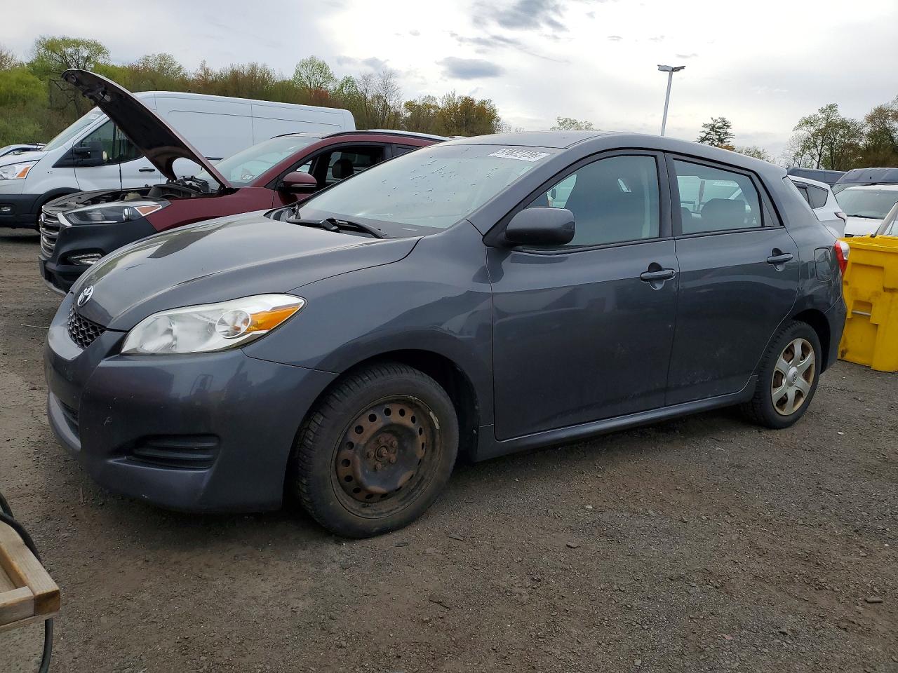 2009 Toyota Matrix VIN 2T1KU40E69C170950 photo 1