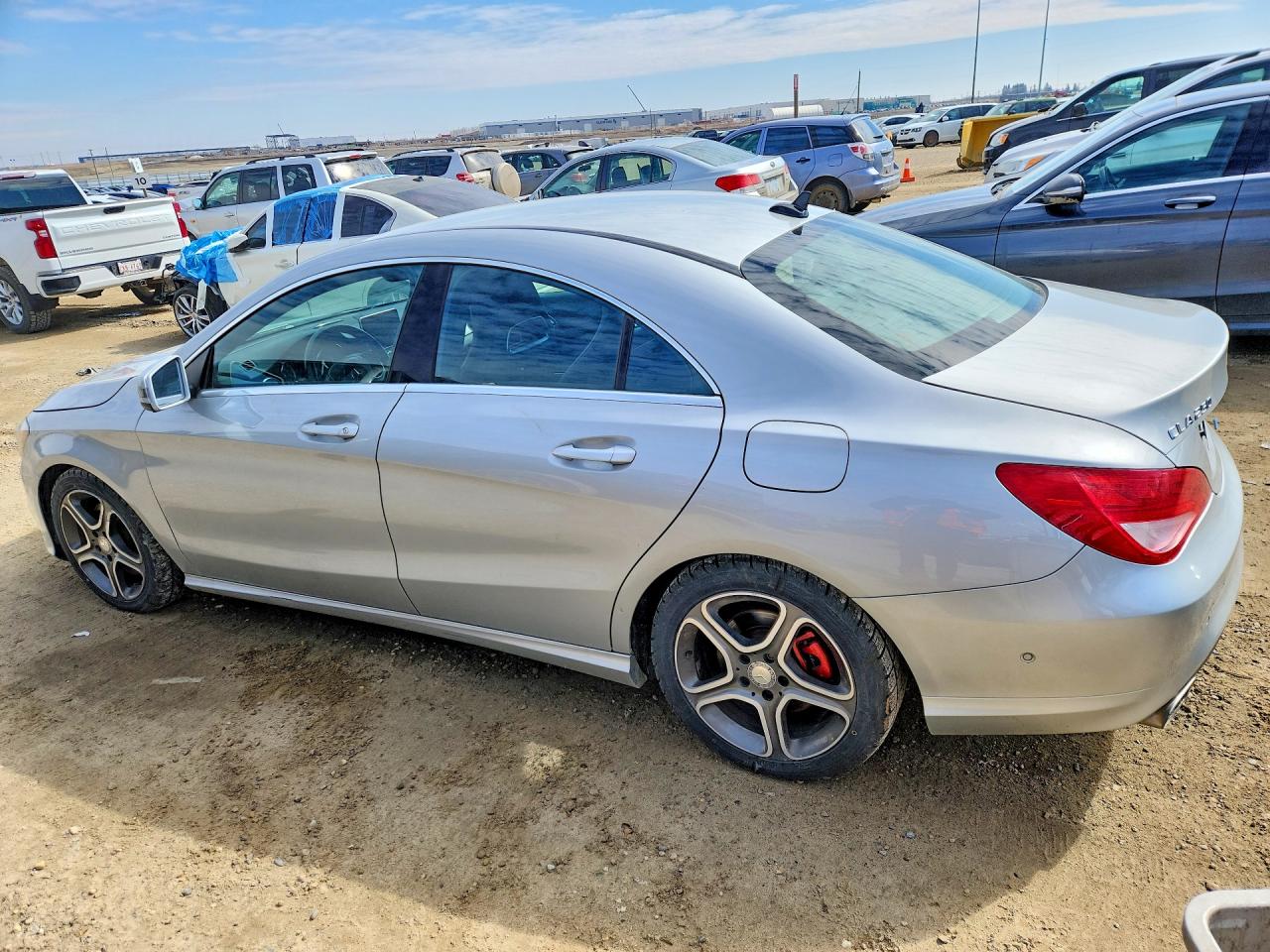 2015 Mercedes-Benz Cla-class VIN WDDSJ4GB5FN267351 photo 2